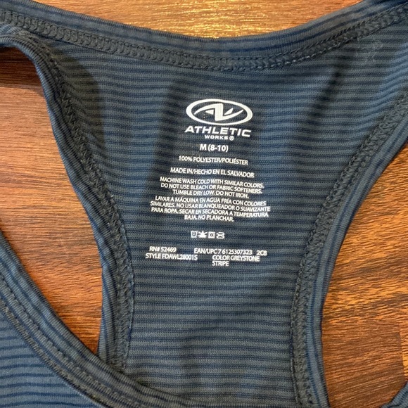 2 piece workout tops. One size small and one medium. - Picture 6 of 7